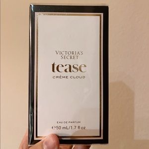 Victoria’s Secret Tease Creme Cloud Perfume 1.7 OZ
